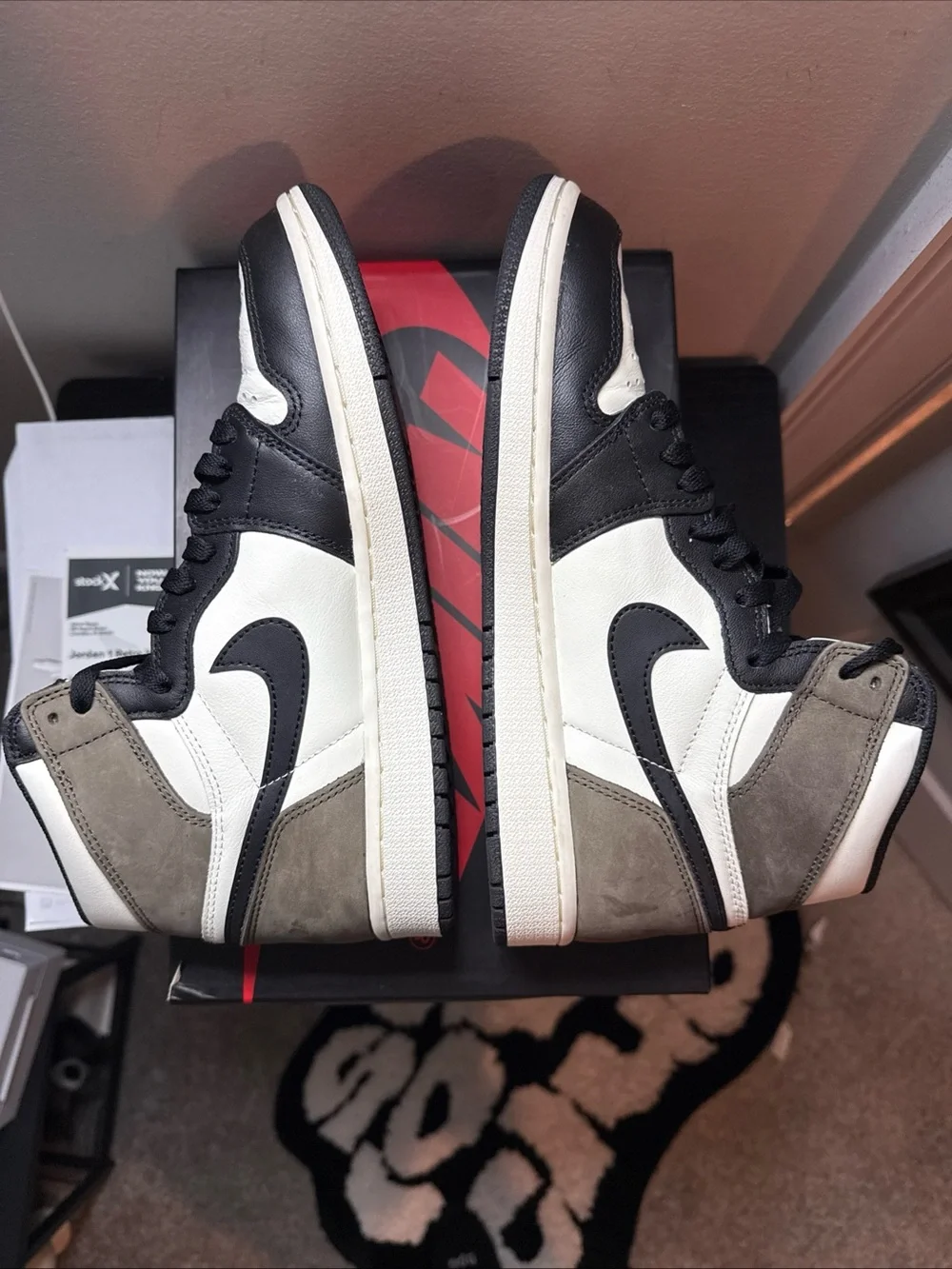 Jordan 1 Dark Mocha(2020)with Original Receipt
